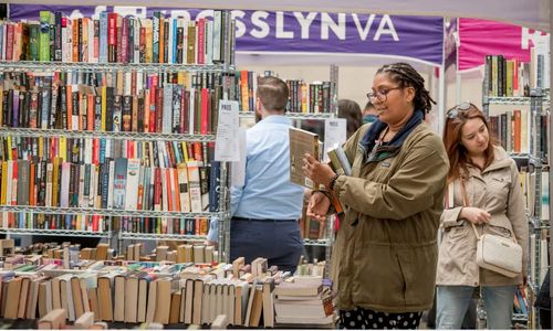 Thumbnail for Rosslyn Spring Market