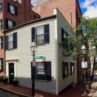 The Hub of Literary America Walking Tour thumbnail