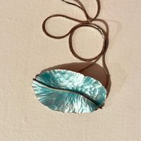 Layering glass on metal thumbnail