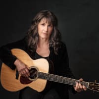 Karla Bonoff w/ Nina Gerber thumbnail