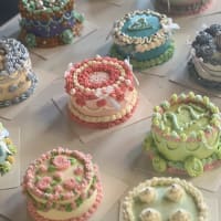 Vintage Cake decorating  thumbnail