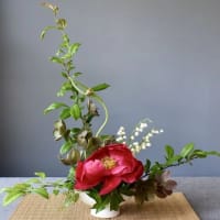 Crafts & Cocktails: Ikebana-Style Dish Arrangement thumbnail