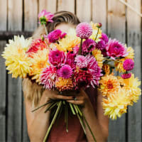 Summer BloomFest: Cut Flowers Garden Tour & Bouquet Workshop thumbnail