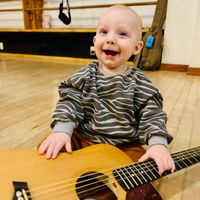 Brookline Wednesday Music Class with Little Groove thumbnail