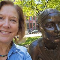 Amazing Commonwealth Avenue Walking Tour thumbnail