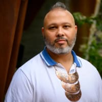 Quincy400: Native American Designs & Crafts thumbnail