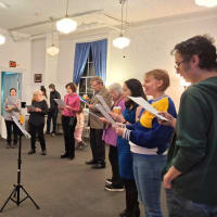 Free Holiday Sing-Along thumbnail