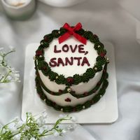 Christmas cake decorating thumbnail