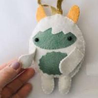 Winter Workshop: Hand Sew a Yeti (Gr K-3) thumbnail