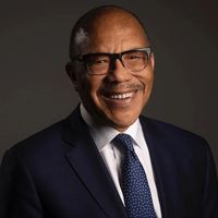 Freedom Lost, Freedom Won: Pulitzer Prize-winning journalist Eugene Robinson traces America’s racial history through his family’s story thumbnail