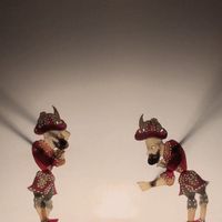 Puppet Showplace Theater Presents: “The Forest of the Witch: Traditional Turkish Shadow Puppetry” by US Karagoz Theatre Company thumbnail