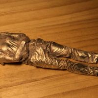 Go Cast Yourself! 3D Scan, Print, and Cast in Bronze thumbnail