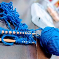 Newbury Yarns Knit Circle thumbnail