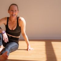 Teacher Development: Foundations - Bone & Spinal Health in Yoga with Masha Leuner thumbnail