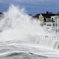 The Reshaping of New England’s Seasons: What's Happening to Our Weather? thumbnail