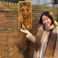 Spotlight Tour: What’s Real?, with Jade Xiao ’27 thumbnail