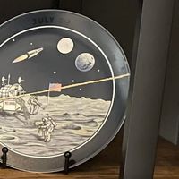 Intro to Kintsugi (Japanese pottery repair) thumbnail