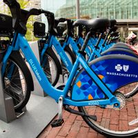 Blue Cross Blue Shield of MA Celebrates National Bike Month with Free $20 Bluebikes Credits thumbnail