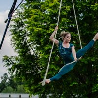 Arias Aloft: Chromatic at New England Botanic Garden thumbnail