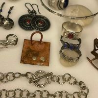 Jewelry Shop - Guided Open Studio thumbnail
