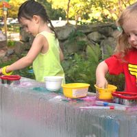 Cold as Ice: Exploring a 300lb Block of Ice! at Discovery Museum thumbnail