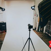 Professional Photography Equipment Crash Course thumbnail