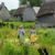 563368