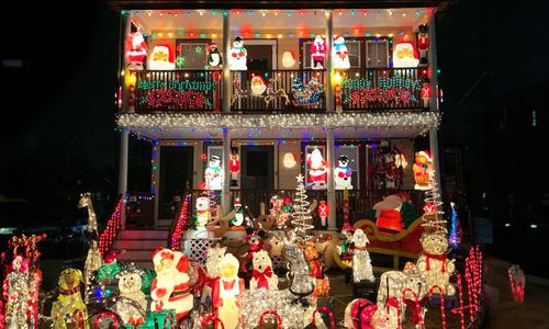 Thumbnail for Somerville Illuminations 2025