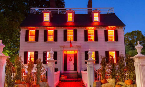 Thumbnail for Hocus Pocus Decorations at Ropes Mansion