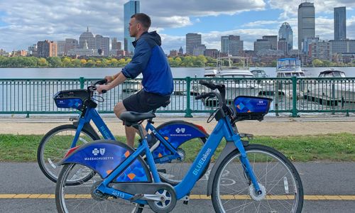Thumbnail for Bluebikes FREE $10 Credit During MBTA Red Line Closure