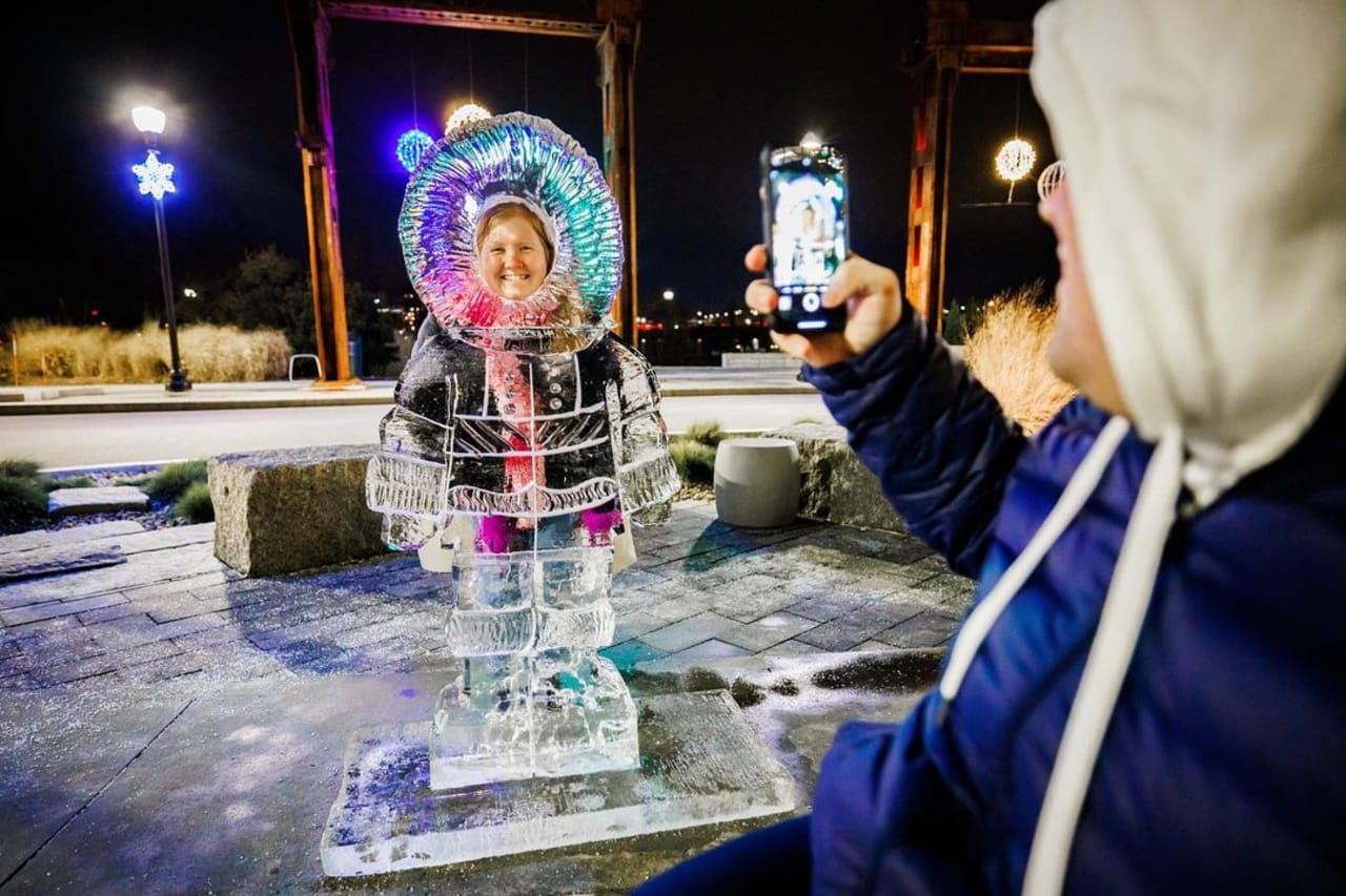 Annual Ice Sculpture Stroll at Assembly Row 12 07 23