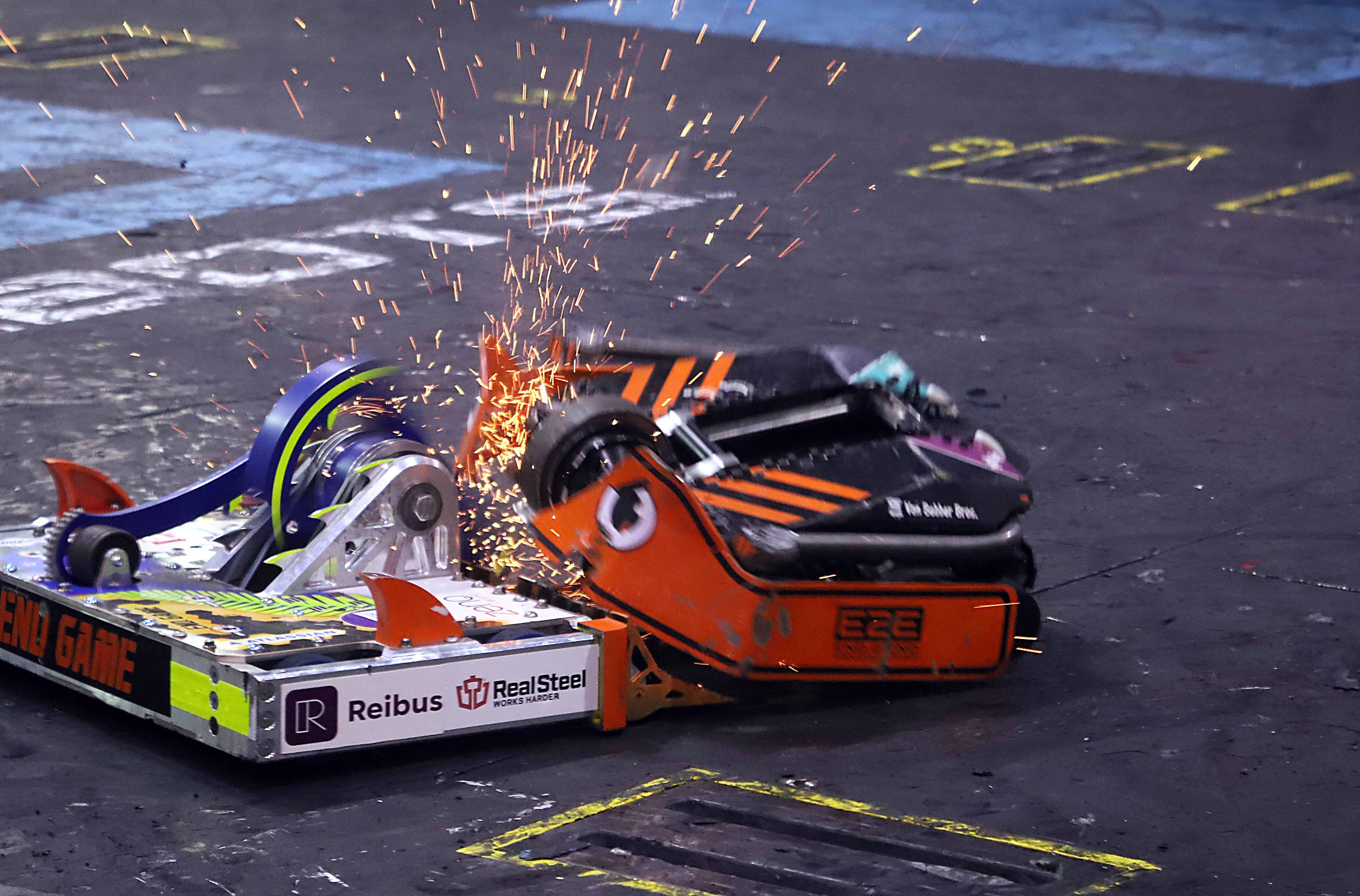 Battlebots Season Finale Viewing 2023 [05/25/23]